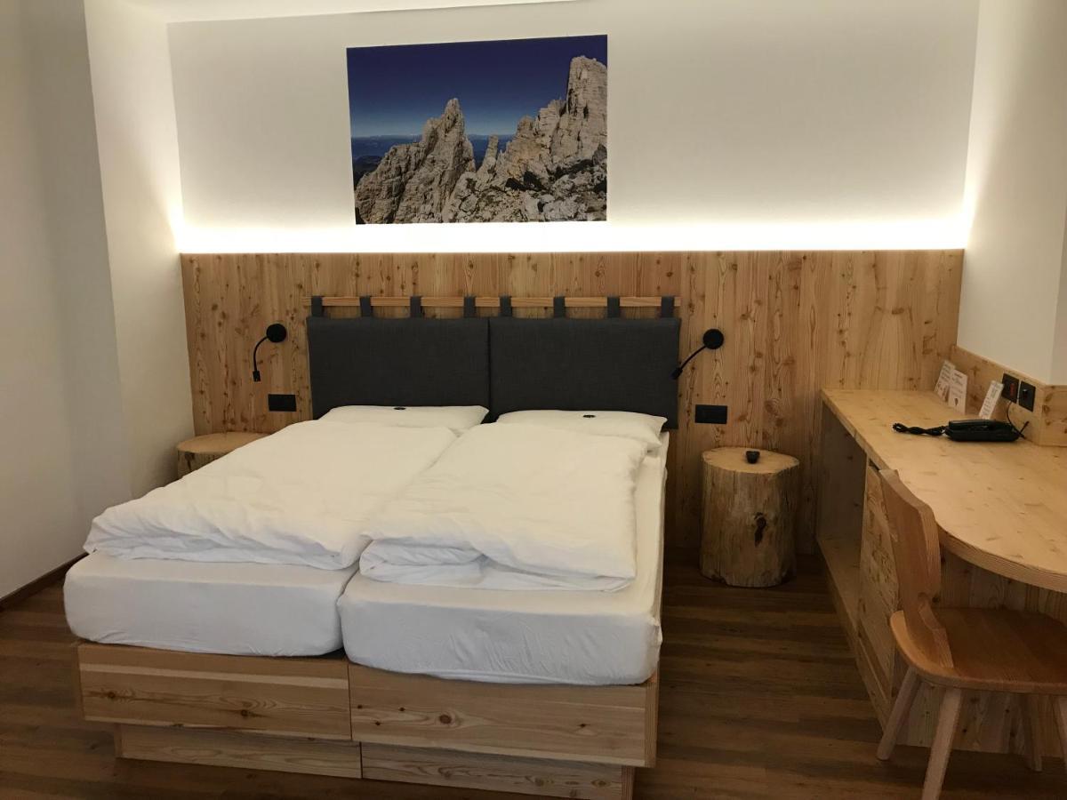Hotel Piedibosco Моена Екстер'єр фото