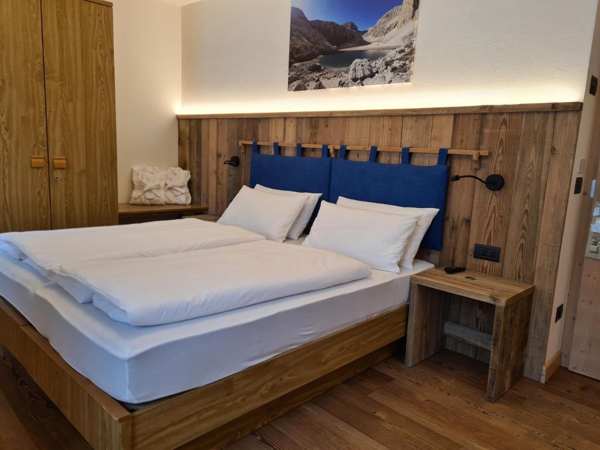 Hotel Piedibosco Моена Екстер'єр фото
