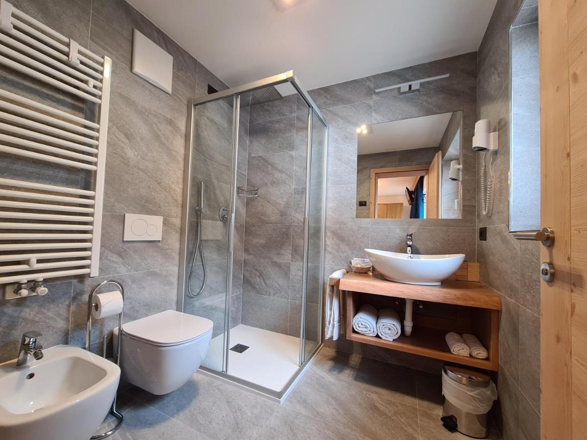 Hotel Piedibosco Моена Екстер'єр фото