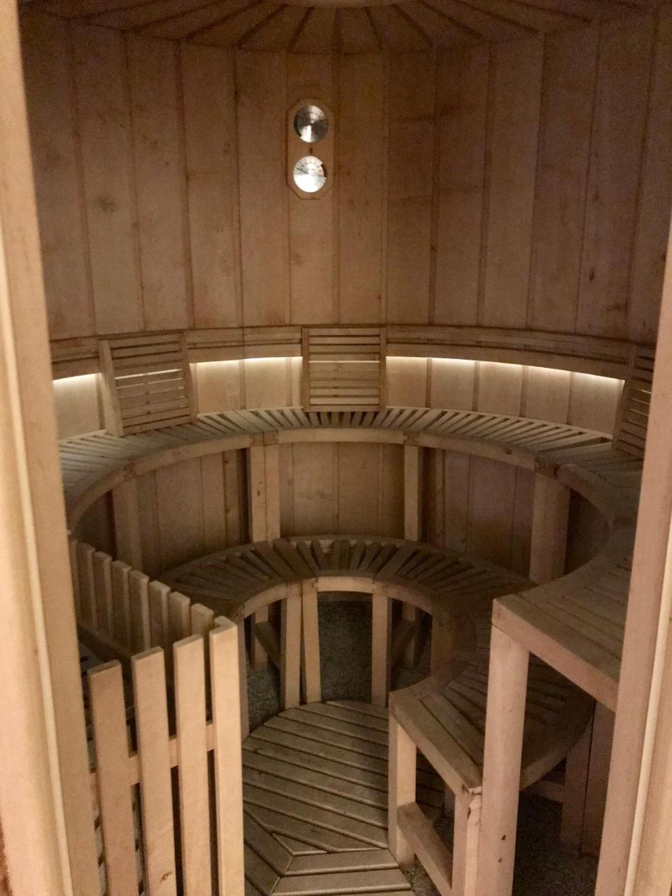 Hotel Piedibosco Моена Екстер'єр фото